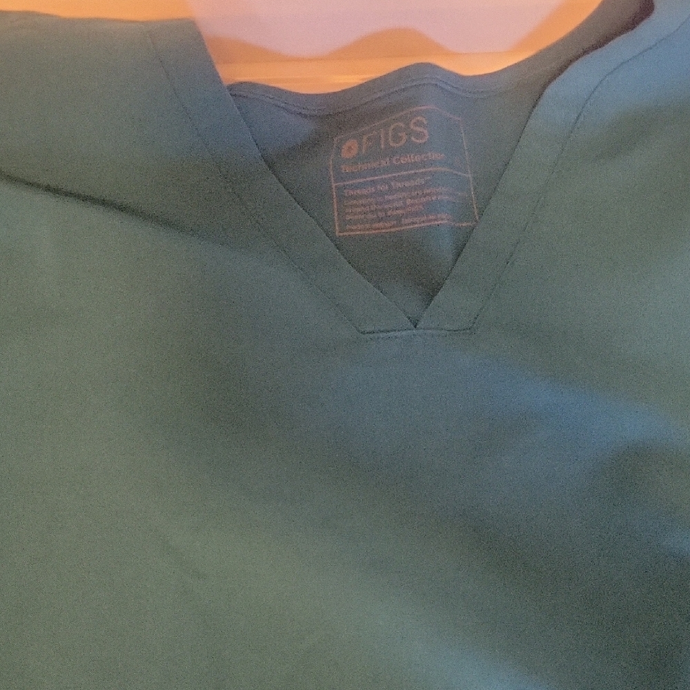 Figs Teal V-Neck Scrub Top